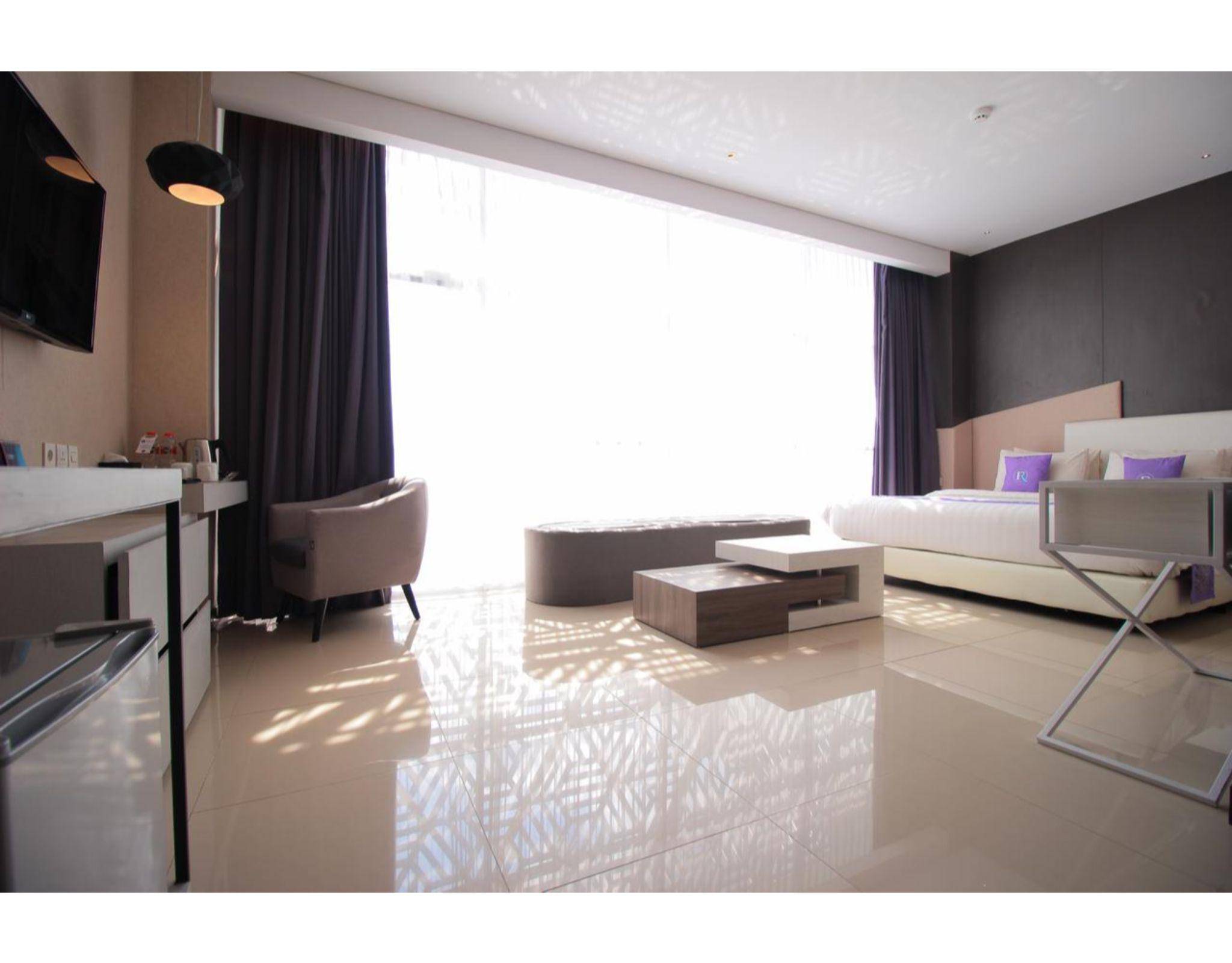 Forriz Hotel Yogyakarta Exterior photo