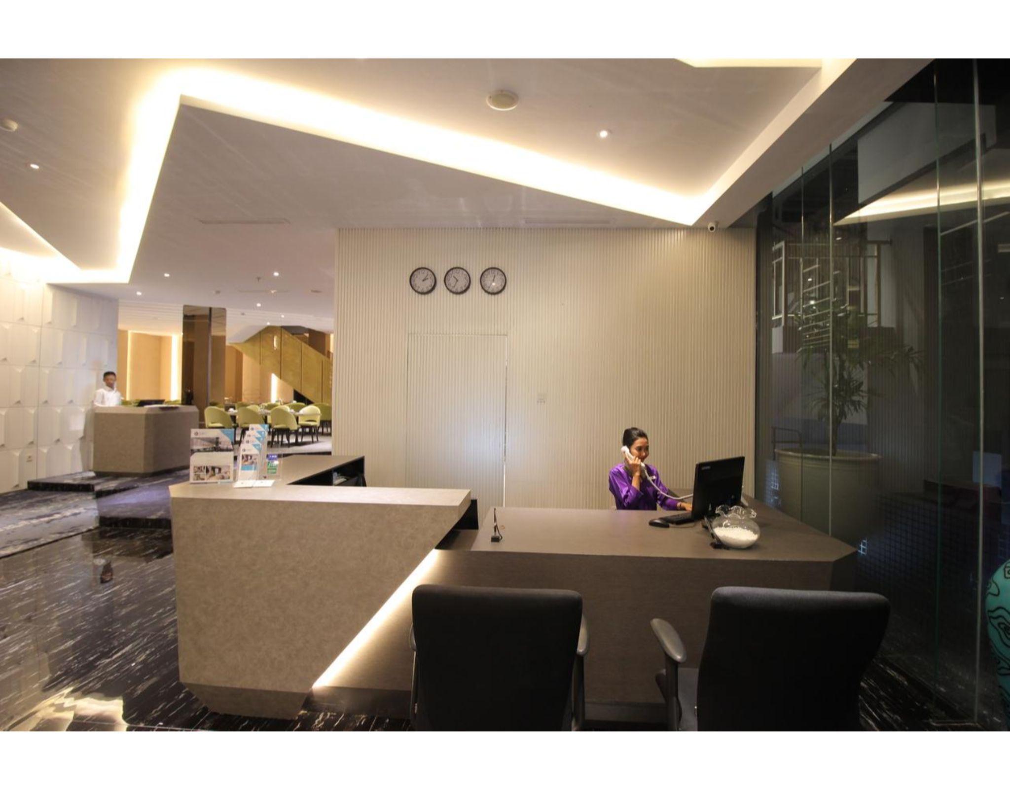 Forriz Hotel Yogyakarta Exterior photo