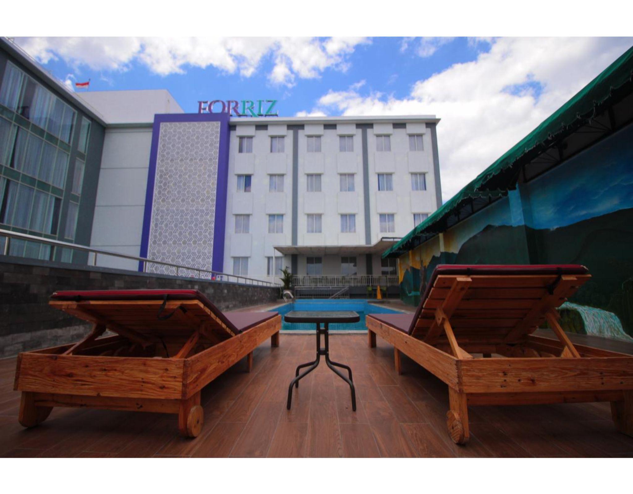 Forriz Hotel Yogyakarta Exterior photo
