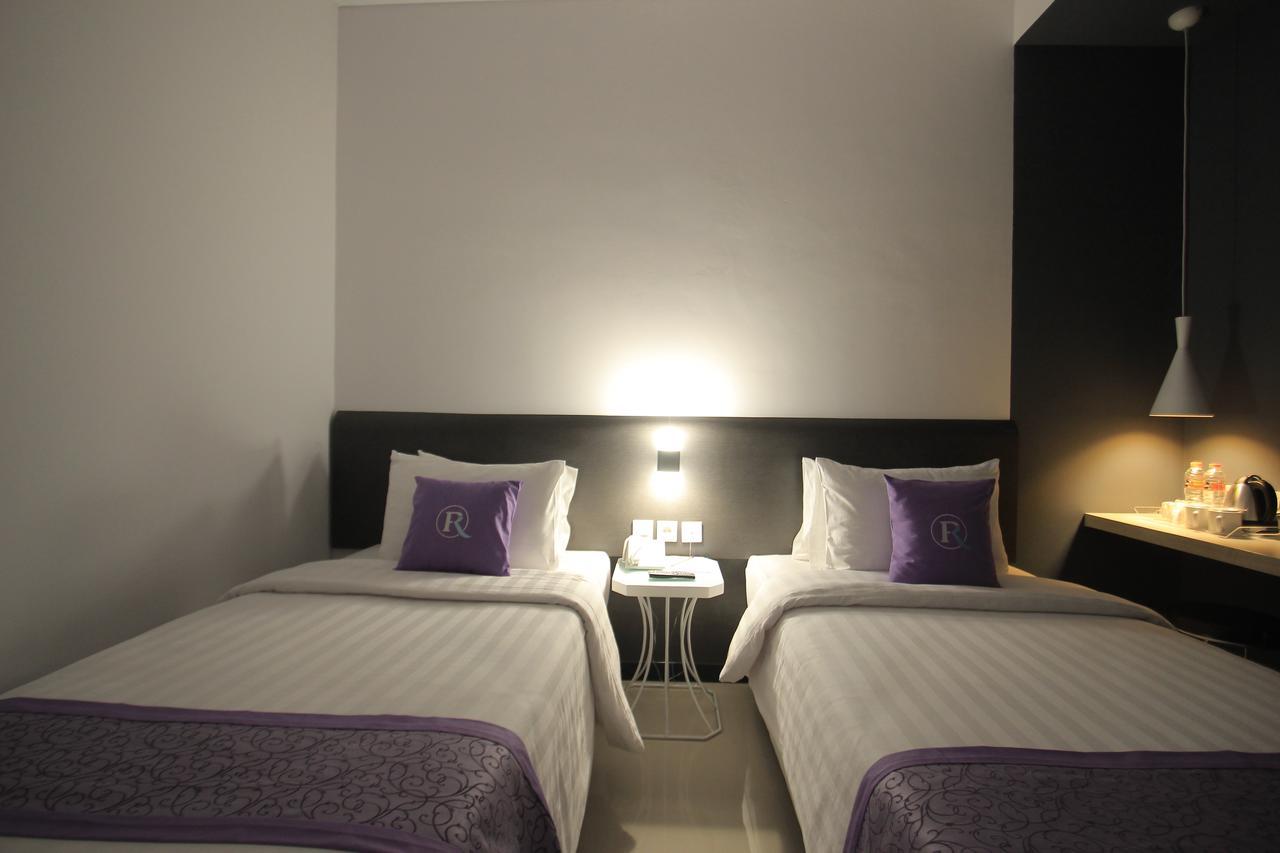 Forriz Hotel Yogyakarta Exterior photo