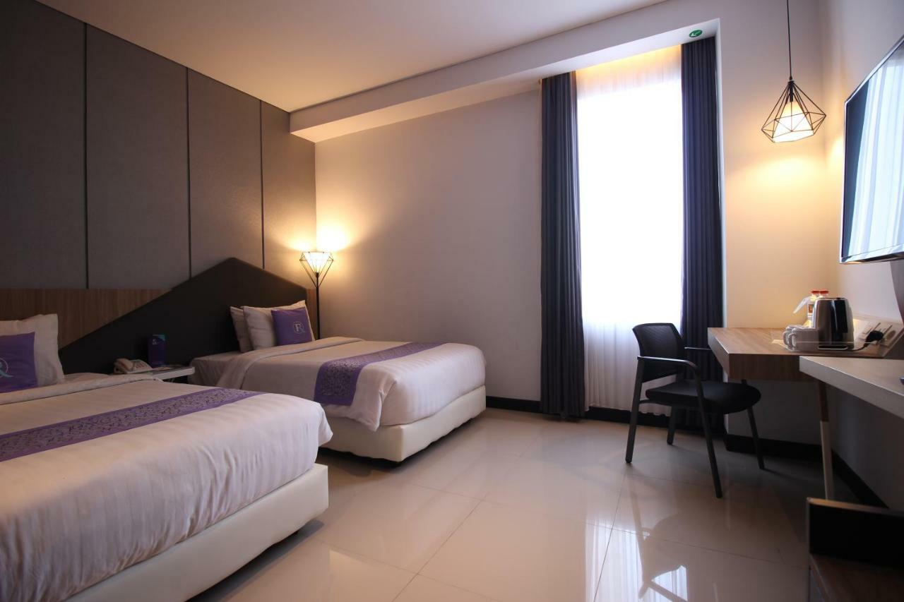 Forriz Hotel Yogyakarta Exterior photo